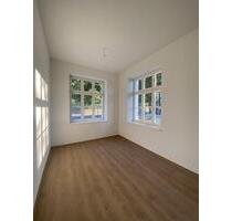 smarte Singlewohng mit Balkon und Aufzug, komfortabel, direkt an der Landeskrone - Görlitz Biesnitz