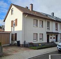 Doppelhaushälfte mit Garage - 250.000,00&nbsp;EUR Kaufpreis, ca.&nbsp; 122,00&nbsp;m&sup2; in Sankt Georgen im Schwarzwald (PLZ: 78112)
