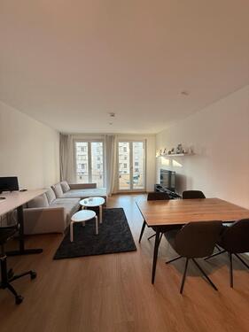 Foto - Helle 2-Zimmer Wohnung im 3. OG mit Balkon in Berlin Mitte