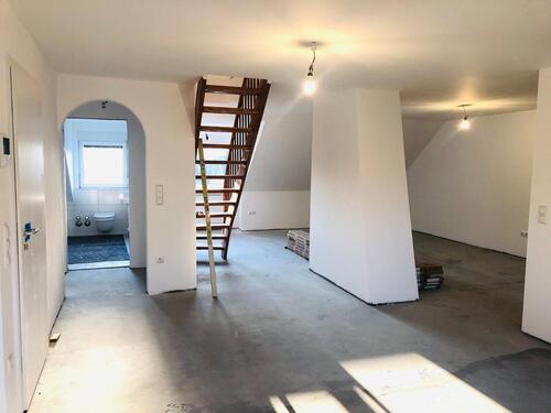 Foto - Sanierte Dachgeschosswohnung mit ausgebautem Spitzboden-Erstbezug