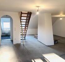 Sanierte Dachgeschosswohnung mit ausgebautem Spitzboden-Erstbezug - Dortmund Eving