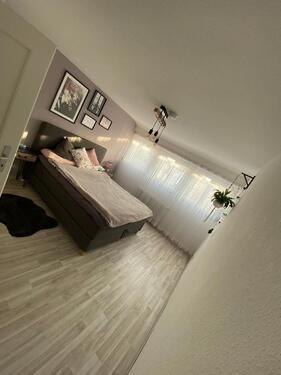 Foto - DG Wohnung in Zuffenhausen - 990,00&nbsp;EUR Kaltmiete, ca.&nbsp; 71,00&nbsp;m&sup2;