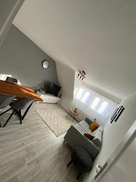 Foto - 4 Zimmer Dachgeschoßwohnung zur Miete in Stuttgart
