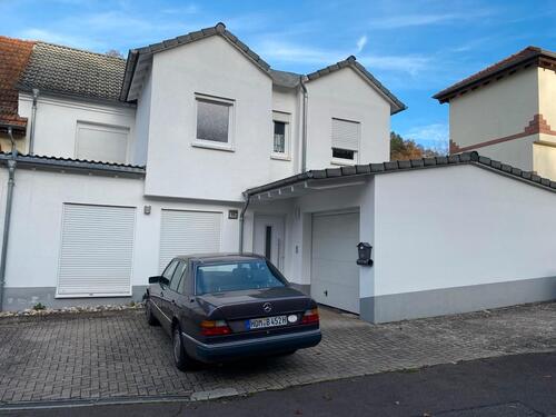 Foto - Haus (300m2) in Homburg Kirrberg zu vermieten