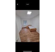 Dreizimmer Wohnung - 1.200,00&nbsp;EUR Kaltmiete, ca.&nbsp; 80,00&nbsp;m&sup2; in Rüdersdorf bei Berlin (PLZ: 15562)