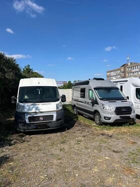 Foto - Stellplatz CamperWohnwagen Wohnmobil etc