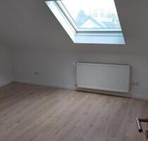 Wohnung mit neuer Küche, Boden + Bad in Bielefeld