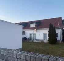 Geräumige 3-Zimmer Obergeschosswohnung zur Miete in Hillerse