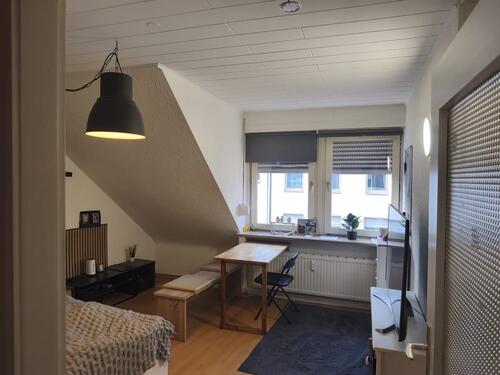 Foto - 2 Zimmer Dachgeschoßwohnung zur Miete in Mönchengladbach