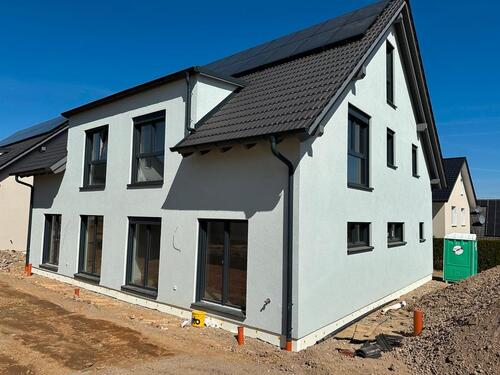 Foto - Nachhaltige Premium Doppelhaushälfte im Erstbezug