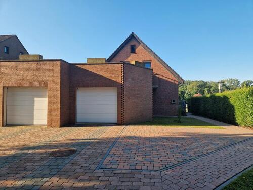Foto - 6 Zimmer Mehrfamilienhaus, Wohnhaus zum Kaufen in Lengede