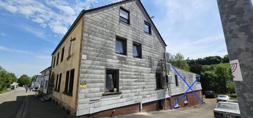 Foto - Doppelhaushälfte in Henschtal - 74.000,00 EUR Kaufpreis, ca.  245,00 m²