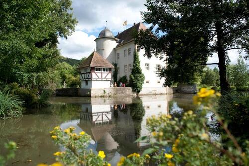 Foto - Vermietung 4-Zimmer-Wohnung im Wasserschloss Kleinbardorf