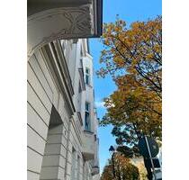 Möblierte Altbauwohnung, 52 m2 mit Balkon - Düsseldorf Stadtbezirk 3