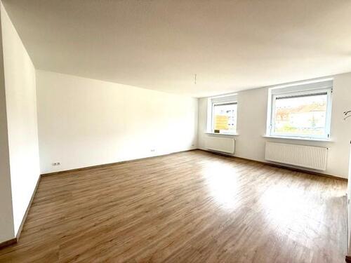 Foto - Etagenwohnung zur Miete in Neustadt an der Weinstraße