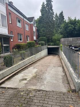 Foto - Tiefgaragenstellplatz - 75,00 EUR Miete,