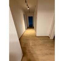 Vermiete Topwohnung in PAN - 1.350,00&nbsp;EUR Kaltmiete, ca.&nbsp; 100,00&nbsp;m&sup2; in Pfarrkirchen (PLZ: 84347)