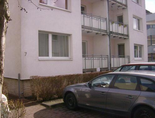 Foto - Nähe Bahnhof 3 Zimmer-Whg mit Einbauküche, Balkon und Kellerraum