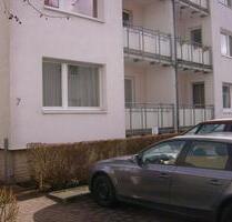 Nähe Bahnhof 3 Zimmer-Whg mit Einbauküche, Balkon und Kellerraum - Hameln