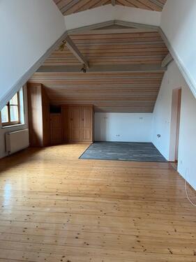 Foto - 3 Zimmer Dachgeschoßwohnung zur Miete in Vilshofen an der Donau