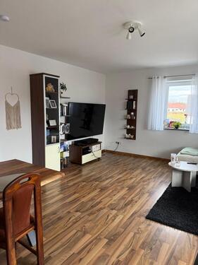 Foto - Sehr schöne OG Wohnung mit Balkon zu vermieten!