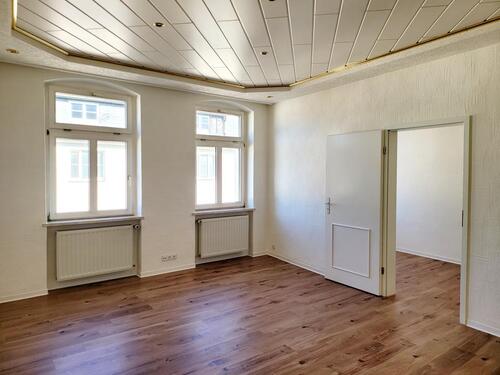 Foto - Sonnige 3-Raum-Wohnung mit viel Platz im Herzen von Schleiz!
