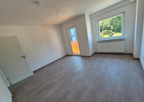 Foto - schöne helle 70qm Wohnung m.Balkon in RS Lennep zu vermieten 3 Zi