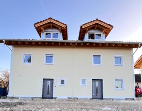 Foto - 7 Zimmer Doppelhaushälfte in Egmating