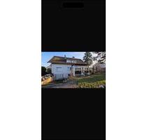 Schnäppchen - Zweifamilienhaus- 8 Zimmer - - Homburg