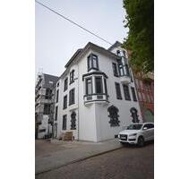 Stadtvilla: Interessante DG Wohnung in der 3.Etage - Bremerhaven Mitte