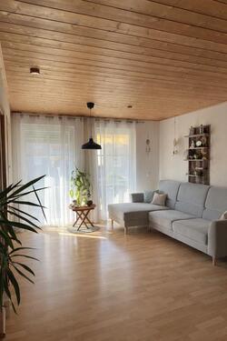 Foto - 3 Zimmer Wohnung - 980,00&nbsp;EUR Kaltmiete, ca.&nbsp; 86,00&nbsp;m&sup2;