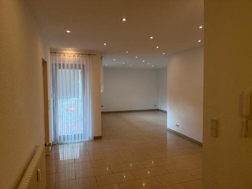 Foto - Großzügig 2,5 Zimmer Wohnung mit Balkon