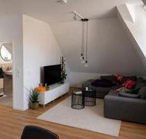 Stilvolle renovierte 4-Zimmer DG Wohnung in Au am Rhein