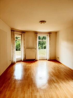 Foto - Lohr: 3-Zimmer-ETW mit Terrasse, Blick ins Grüne & Garage