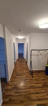 Foto - Modernisierte 3-Zimmer-Wohnung mit Balkon und Garage