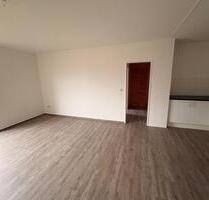 2 Zimmer Wohnung Whg. - 840,00&nbsp;EUR Kaltmiete, ca.&nbsp; 50,00&nbsp;m&sup2; in Kiel (PLZ: 24114) Südfriedhof