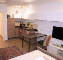 voll möblierte 1-Zi.-Whg. + Stellplatz Top-Lage zur Vermietung - Wolfsburg