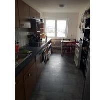 Möbliertes Zimmer mit Balkon in einer WG ab 16.04.26 frei - Kempten (Allgäu) Auf der Halde