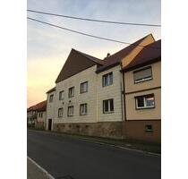 Mehrfamilienhaus - 150.000,00&nbsp;EUR Kaufpreis, ca.&nbsp; 340,00&nbsp;m&sup2; in Drei Gleichen (PLZ: 99869)
