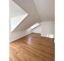 Dachgeschosswohnung 3-Zimmer Berlin Biesdorf