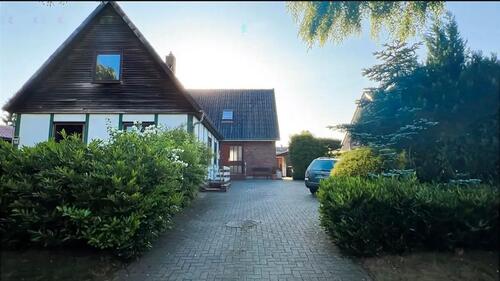 Foto - Dreifamilienhaus mit großem Grundstück in Gnarrenburg