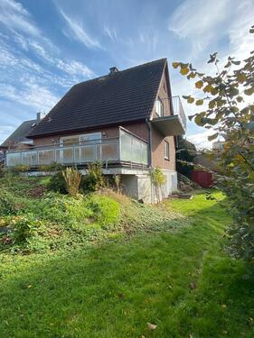 Foto - Modernes Wohnhaus mit komplett separater Einliegerwohnung auf einzigartigem Gartengrundstück