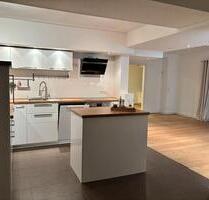 Souterrain Wohnung mit eigenem Garten und Sauna - Berlin Steglitz-Zehlendorf