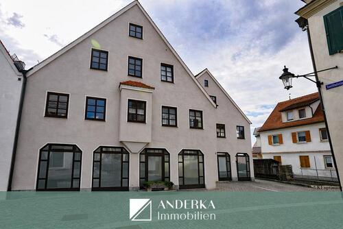 Foto - Perfekt für Ihre Selbstständigkeit – Praxis- oder Bürofläche mitten in Günzburg zu vermieten!