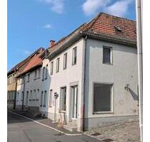 Einfamilienhaus mit Gewerbeeinheit im EG - Eisenberg