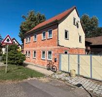 Wohnhaus mit Nebengelass und Scheune - Amt Wachsenburg