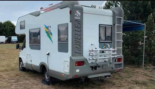 Foto - Indoor Stellplätze für Wohnmobil LKW Hänger Boot