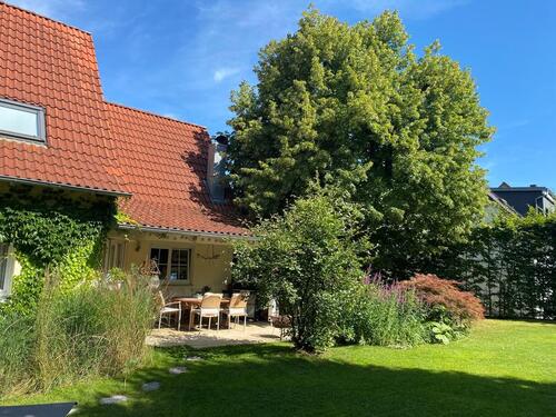 Foto - Ein-Zweifamilienhaus mit großem Garten zu vermieten