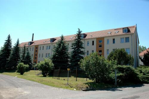 Foto - 3 Raum-Wohnung in ruhiger, grüner Lage mit Balkon und Zug- sowie Busanbindung