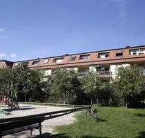 Wohnen in ruhiger Innenhoflage mit Terrasse - Karlsruhe Südstadt